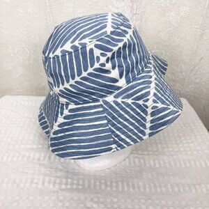 Marimekko x Uniqlo bucket hat 100% cotton blue wavy lines scandi cottagecore OS